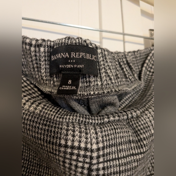 Banana Republic Women's Black and White Plaid Pants - Picture 6 of 6